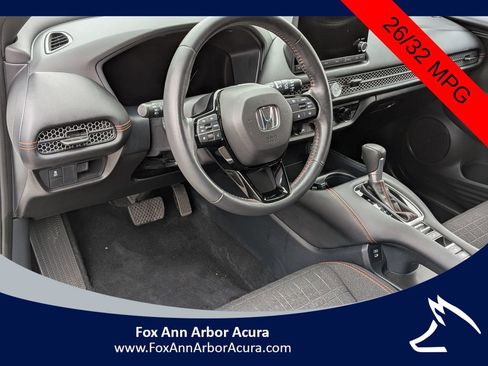 Used 2024 Honda HR-V Sport image 11