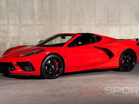 Used 2020 Chevrolet Corvette Stingray w/ 3LT Preferred Equipment Group image 1