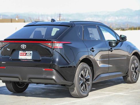 New 2026 Toyota bZ XLE image 5