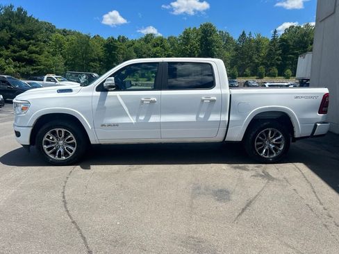 Used 2022 RAM 1500 Laramie w/ Sport Appearance Package AWD/4WD image 3