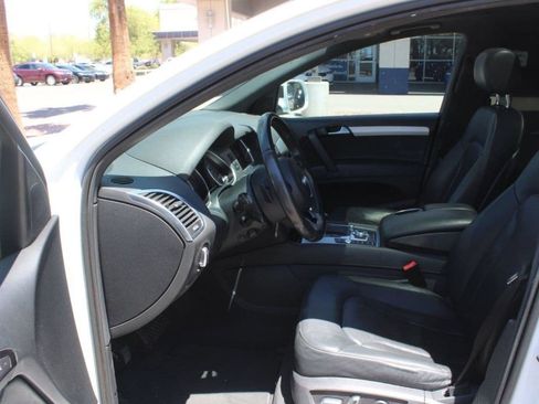 Used 2015 Audi Q7 3.0T S line Prestige w/ 21" S Line Plus Package AWD/4WD image 14