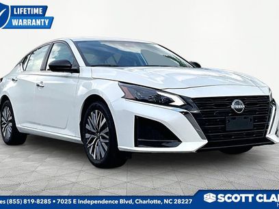 Used 2025 Nissan Altima 2.5 SV