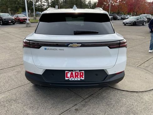 New 2026 Chevrolet Equinox EV LT image 7
