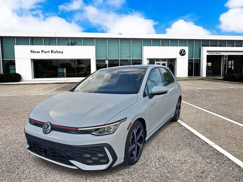 New 2026 Volkswagen GTI SE FWD image 4