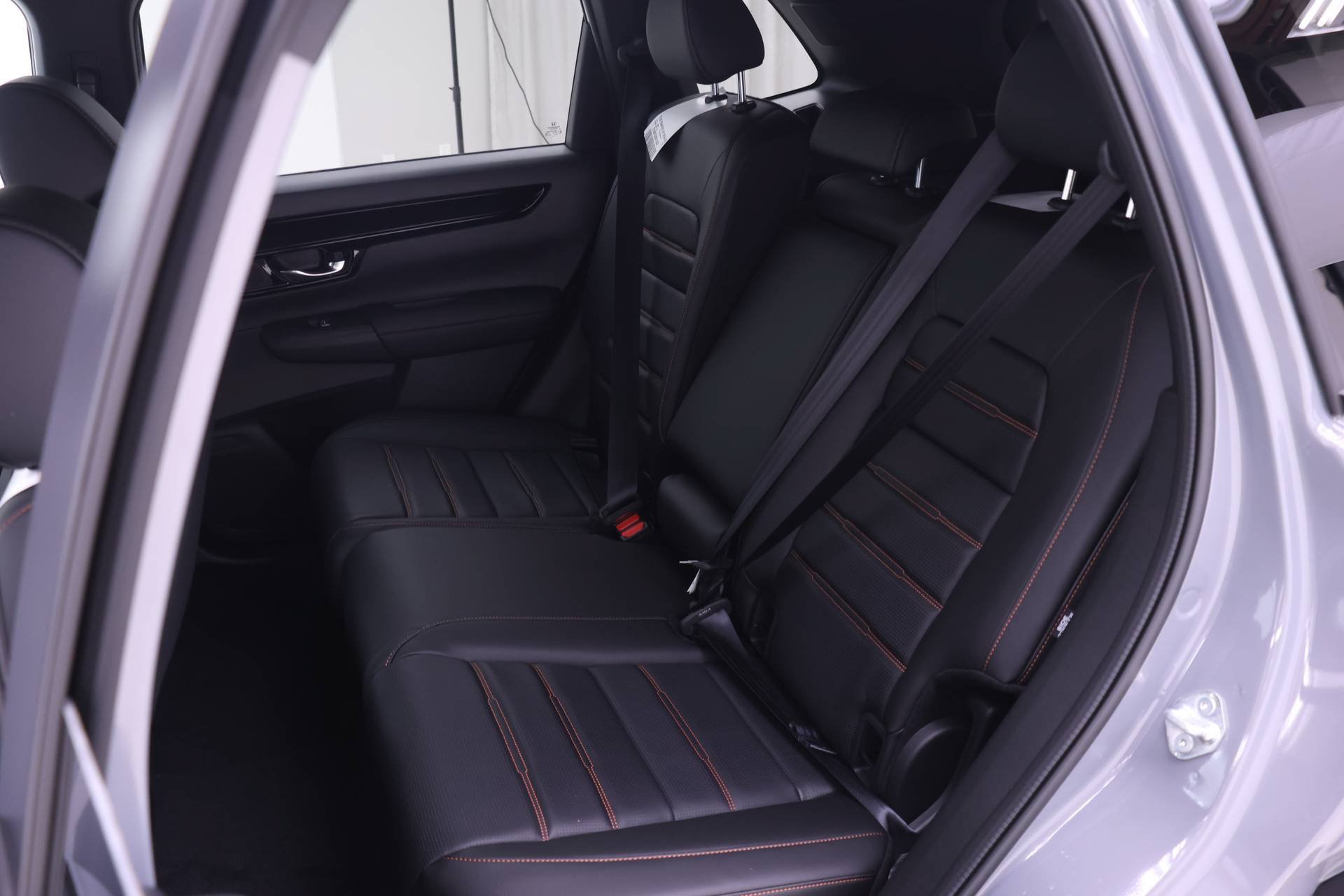 Used 2024 Volvo S60 B5 Plus FWD image 35