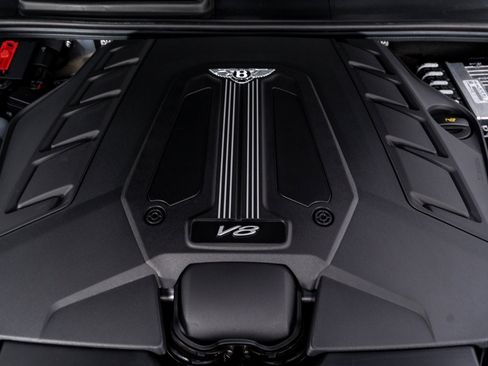 Certified 2023 Bentley Bentayga Extended Wheelbase image 49