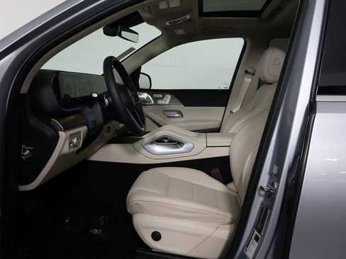 Used 2025 Mercedes-Benz GLE 350 4MATIC image 10