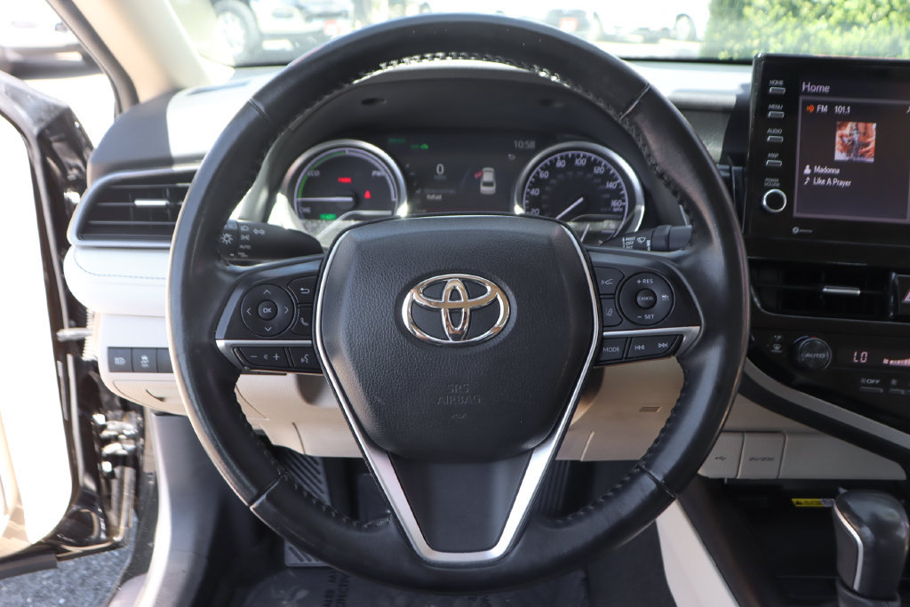 Used 2023 Toyota Camry XLE FWD image 21