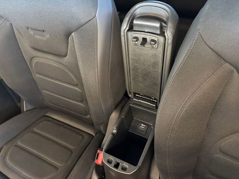 Used 2017 Jeep Renegade Altitude AWD/4WD image 19