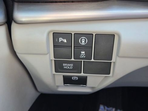 Certified 2025 Acura RDX w/ Technology Package image 28