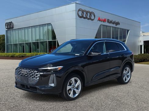 New 2025 Audi Q5 Premium Plus image 1