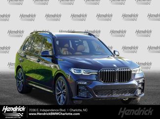 Used 2022 BMW X7 xDrive40i w/ M Sport Package AWD/4WD video 1