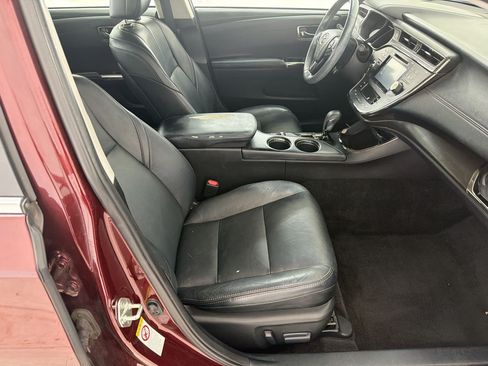 Used 2018 Toyota Avalon XLE Premium FWD image 27