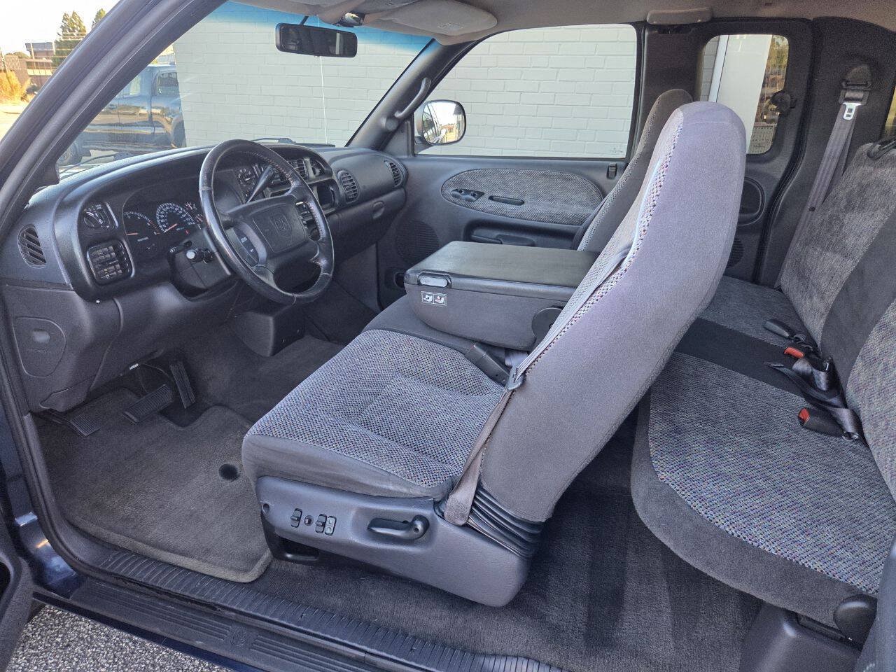 Used 2001 Dodge Ram 1500 Truck 2WD Quad Cab image 9