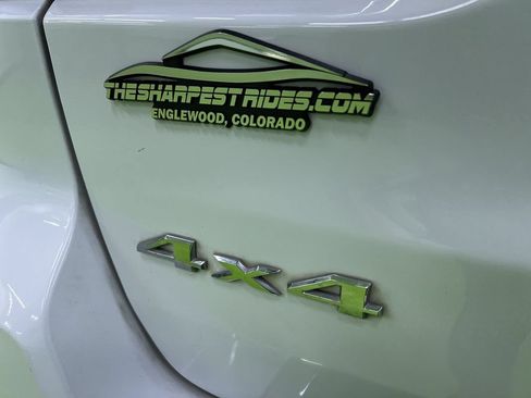 Used 2020 Jeep Grand Cherokee Limited w/ Luxury Group II AWD/4WD image 12
