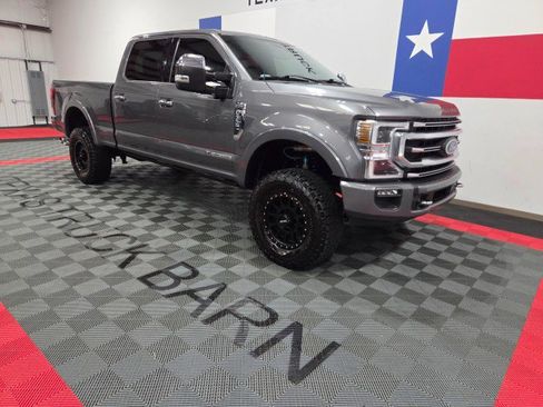 Used 2021 Ford F350 Platinum w/ Tremor Off-Road Package AWD/4WD image 15