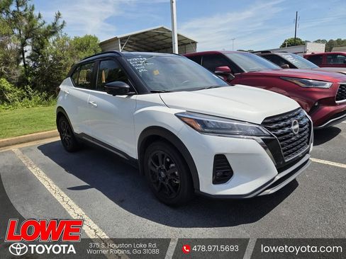 Used 2023 Nissan Kicks SR FWD image 1