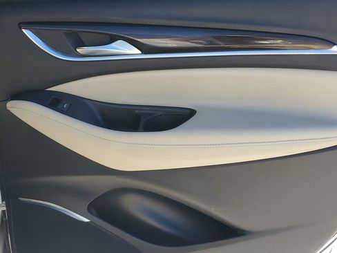 Used 2021 Buick Enclave Premium w/ Sun and Sites Package image 45