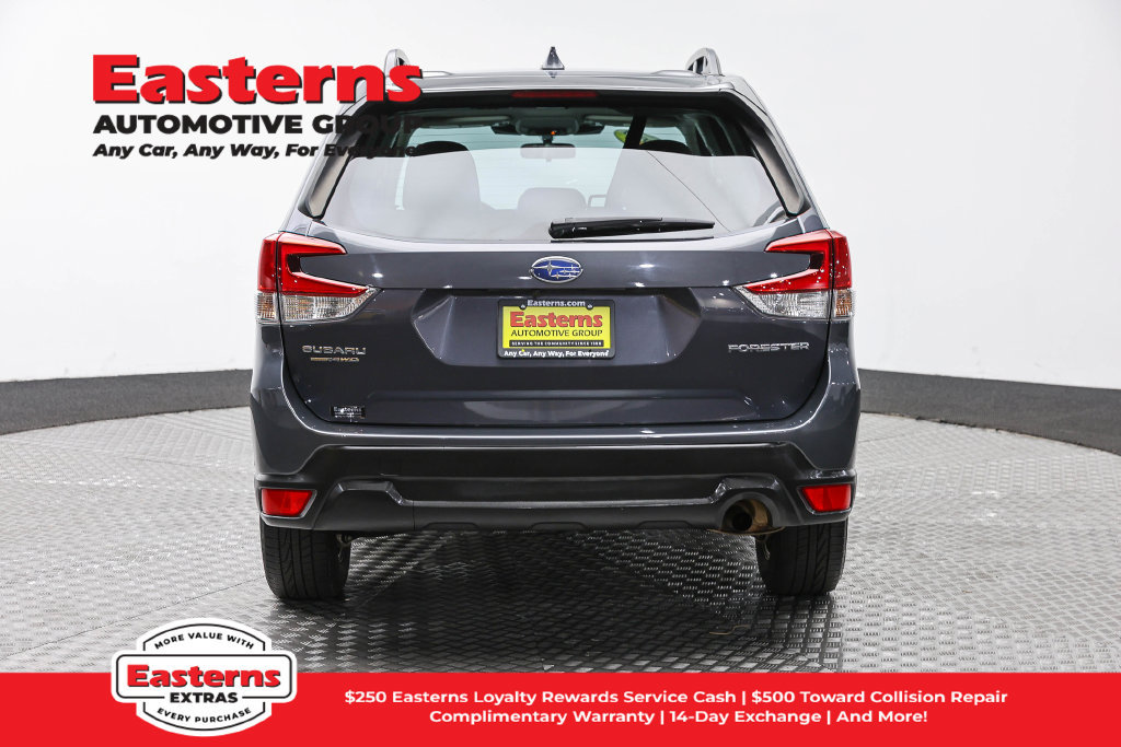 Used 2023 Subaru Forester Premium AWD/4WD image 7
