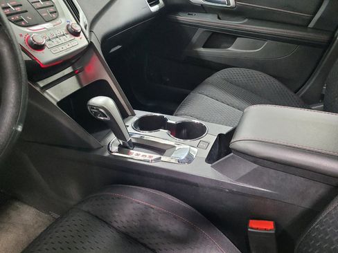Used 2014 GMC Terrain SLE FWD image 26