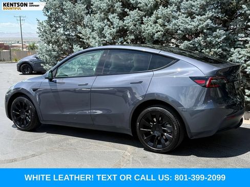 Used 2023 Tesla Model Y Long Range AWD/4WD image 5