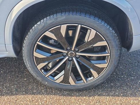 New 2026 Volvo XC90 B6 Plus w/ Protection Package Premier AWD/4WD image 7