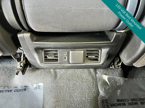 Used 2025 Chevrolet Silverado 2500 LT AWD/4WD image 19