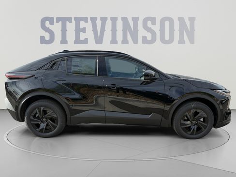 New 2026 Toyota C-HR AWD/4WD image 6