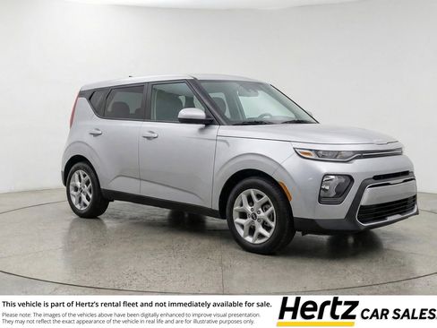 Used 2025 Kia Soul LX w/ LX Technology Package image 1