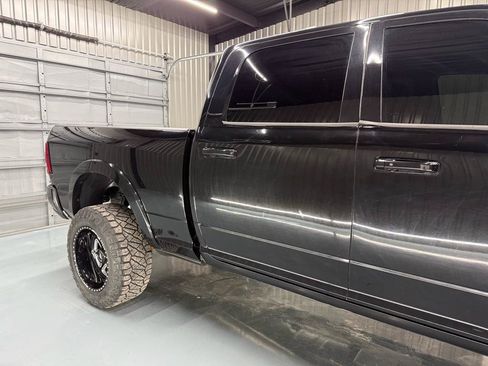 Used 2019 RAM 2500 Laramie w/ Night Edition AWD/4WD image 13