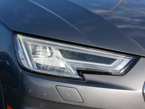 Used 2019 Audi A4 2.0T allroad Premium Plus image 16