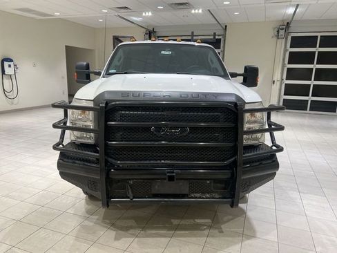 Used 2016 Ford F350 XL w/ Power Equipment Group AWD/4WD image 8