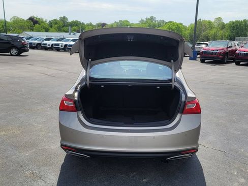 Used 2024 Chevrolet Malibu RS FWD image 11