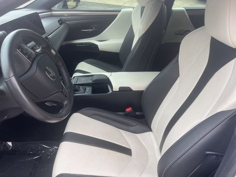 Used 2022 Lexus ES 300h F Sport image 12