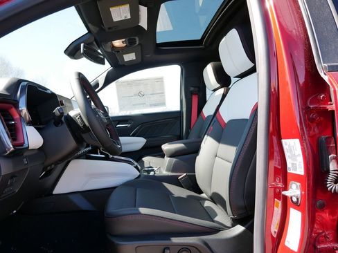 New 2026 GMC Canyon AT4X AWD/4WD image 8