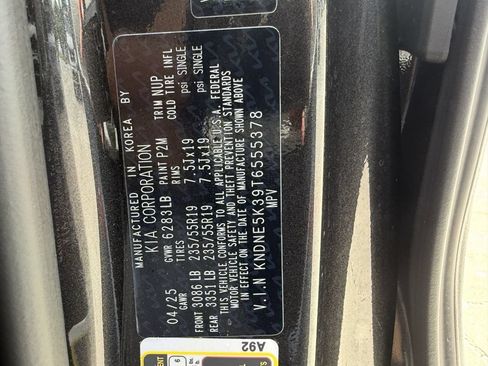 Used 2026 Kia Carnival SX Prestige FWD image 36
