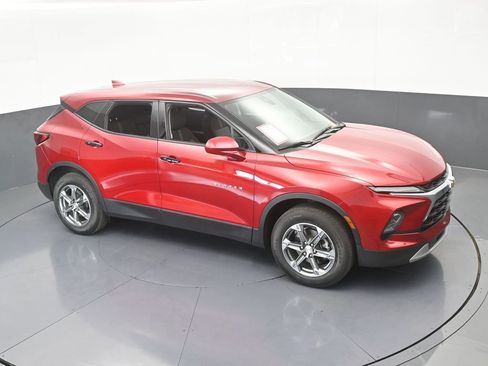 Used 2023 Chevrolet Blazer LT image 48