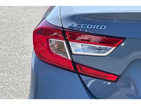 Used 2022 Honda Accord Touring image 46