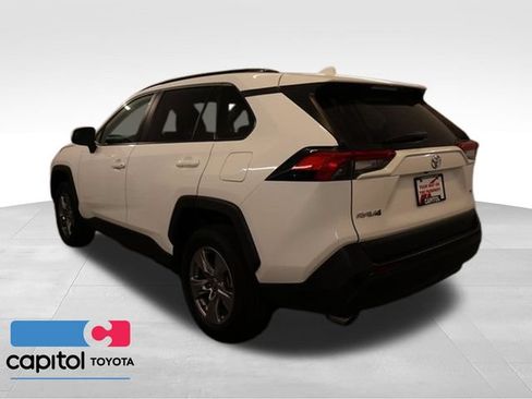 Certified 2025 Toyota RAV4 XLE FWD image 5