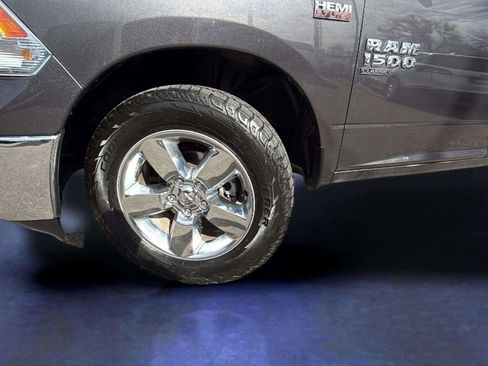 Used 2019 RAM 1500 Big Horn image 23