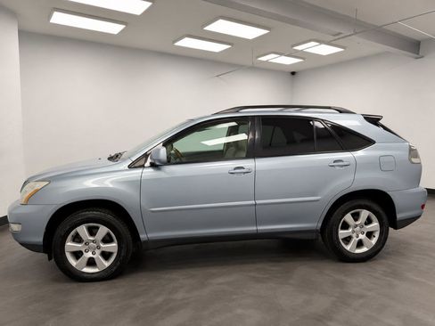 Used 2005 Lexus RX 330 FWD image 3