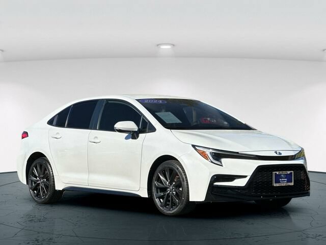 Used 2024 Toyota Corolla SE FWD image 8
