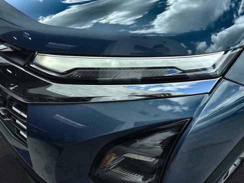 New 2026 Chevrolet Equinox LT FWD image 17