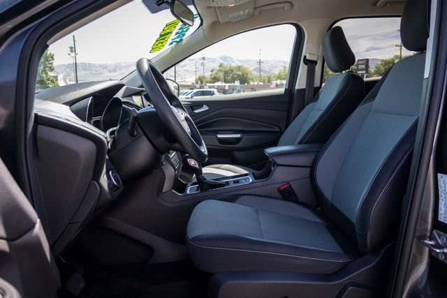 Used 2019 Ford Escape SE FWD image 6