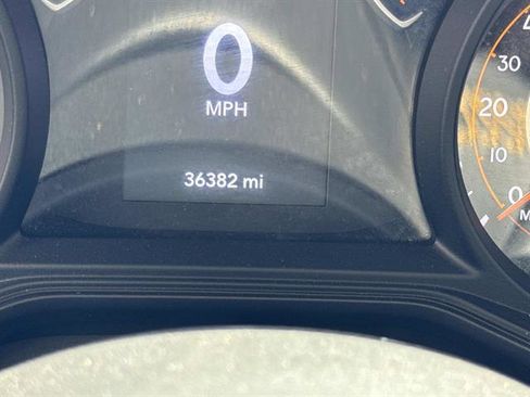 Used 2024 Jeep Wrangler Sport S image 16