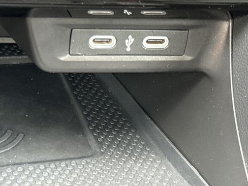 Used 2024 Volkswagen Jetta SEL image 29