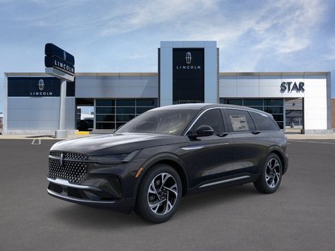 New 2026 Lincoln Nautilus Premier AWD/4WD image 1