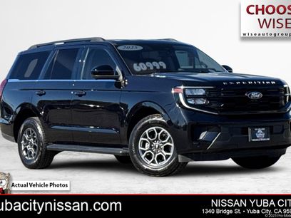 Used 2025 Ford Expedition Active