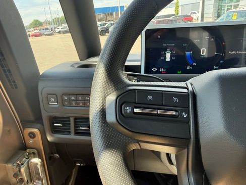 Used 2024 Chevrolet Brightdrop 600 w/ Commercial Equipment Package image 11