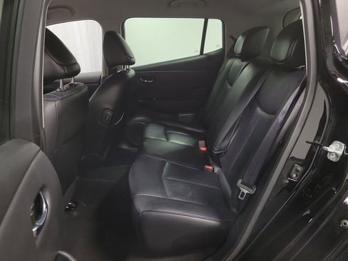 Used 2016 Nissan Leaf SL FWD image 23